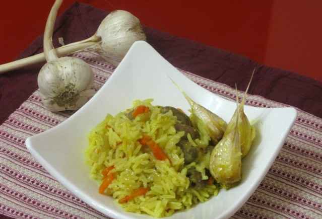 Плов с куриными сердечками